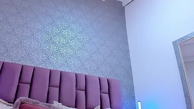 Snapshot of DianaRed_ chatting on 15, 7, 2026 DianaRed online show from 15, 7, 2026