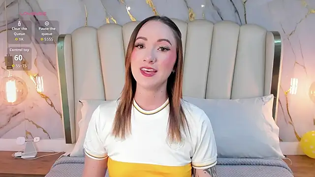 Snapshot of Hannah_Lane chatting on 23, 6, 2026 Hannah Lane online show from 23, 6, 2026