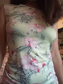 Snapshot of MerelinMILf2 chatting on 2, 6, 2026 MerelinMILf2 online show from 2, 6, 2026