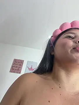 Mulan rousse online show from 25, 7, 2026
