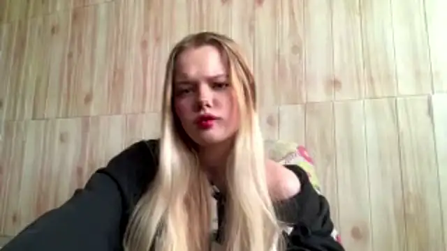 Snapshot of Malinwitch chatting on 19, 5, 2026 Malinwitch online show from 19, 5, 2026