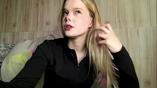 Snapshot of Malinwitch chatting on 27, 5, 2026 Malinwitch online show from 27, 5, 2026
