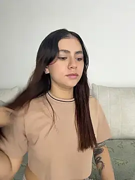 Snapshot of EmilyCxx chatting on 17, 7, 2026 EmilyCxx online show from 17, 7, 2026