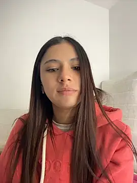 Snapshot of EmilyCxx chatting on 9, 5, 2026 EmilyCxx online show from 9, 5, 2026