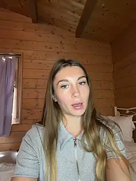 Snapshot of Perrine_off chatting on 16, 5, 2026 Perrine off online show from 16, 5, 2026