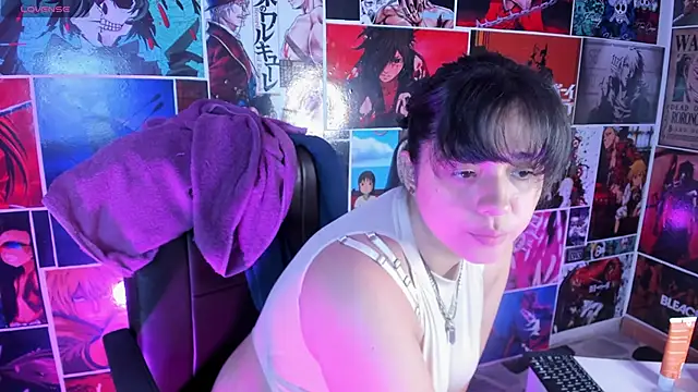 Snapshot of Chloethompson_ chatting on 3, 6, 2026 Chloethompson online show from 3, 6, 2026
