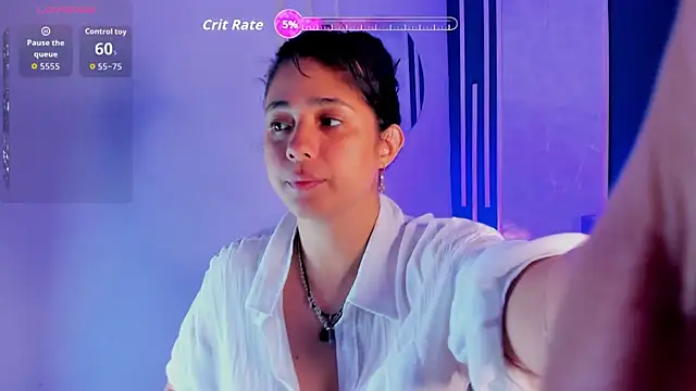 Snapshot of Chloethompson_ chatting on 22, 6, 2026 Chloethompson online show from 22, 6, 2026