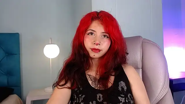 Snapshot of Lilyred_ chatting on 7, 7, 2026 Lilyred online show from 7, 7, 2026