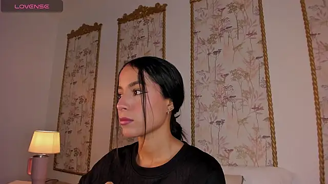sara castro24  online show from 21, 7, 2026