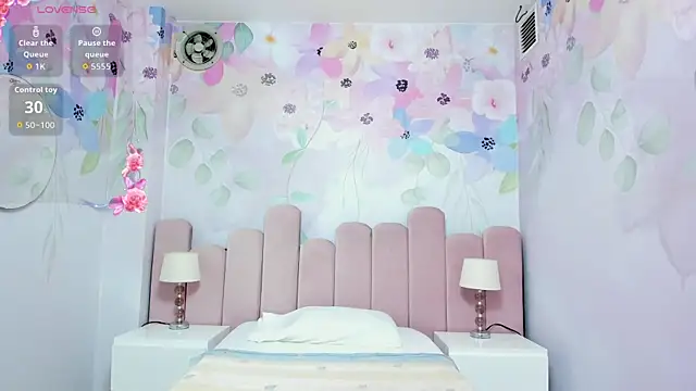 Miabloom19  online show from 10, 7, 2026