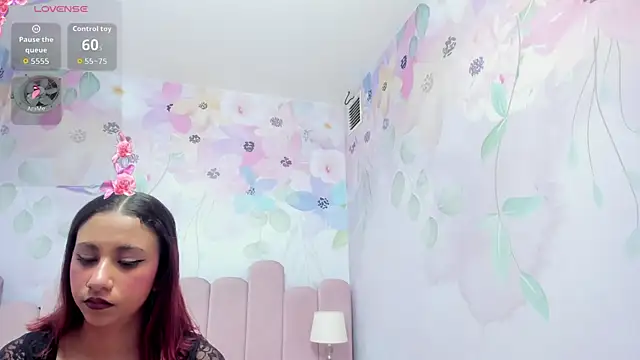 Miabloom19  online show from 22, 7, 2026