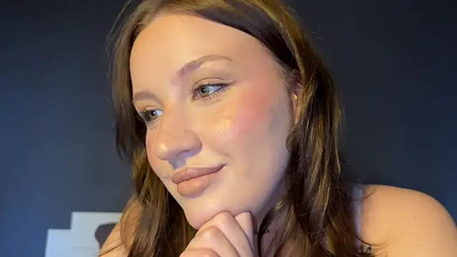 elegant curves online show from 16, 6, 2026