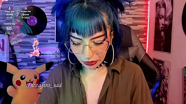 Snapshot of BlueElyxra chatting on 4, 6, 2026 BlueElyxra online show from 4, 6, 2026