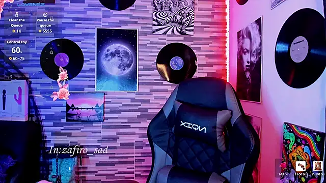 Snapshot of BlueElyxra chatting on 7, 5, 2026 BlueElyxra online show from 7, 5, 2026
