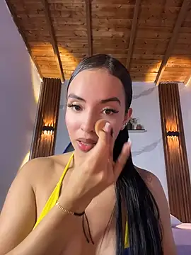 Snapshot of catalina_lafer chatting on 17, 6, 2026 catalina lafer online show from 17, 6, 2026