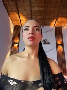 Snapshot of catalina_lafer chatting on 18, 6, 2026 catalina lafer online show from 18, 6, 2026