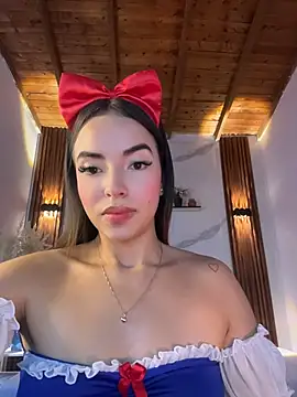 Snapshot of catalina_lafer chatting on 30, 5, 2026 catalina lafer online show from 30, 5, 2026