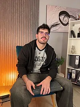 DomBoy  online show from 17, 6, 2026