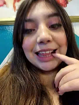 Snapshot of RoxanneDiaz chatting on 15, 6, 2026 RoxanneDiaz online show from 15, 6, 2026