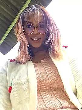 luna latindoll online show from 5, 6, 2026
