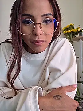 luna latindoll online show from 28, 5, 2026