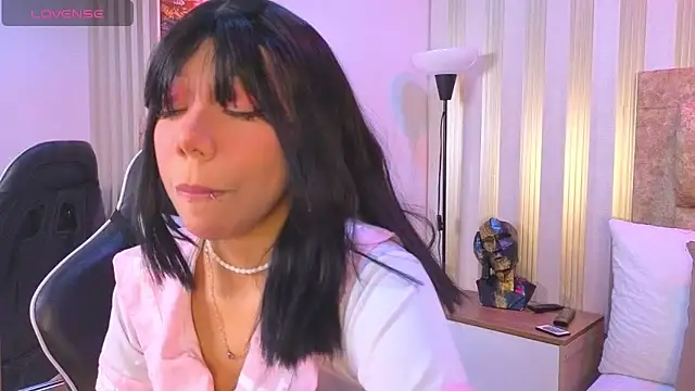Snapshot of lilith_pink__ chatting on 14, 5, 2026 lilith pink online show from 14, 5, 2026