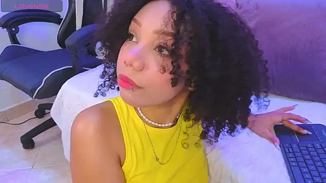 Snapshot of lilith_pink__ chatting on 6, 5, 2026 lilith pink online show from 6, 5, 2026