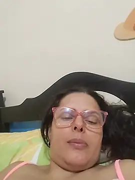 Snapshot of Bella_Morena27 chatting on 26, 5, 2026 Bella Morena27 online show from 26, 5, 2026