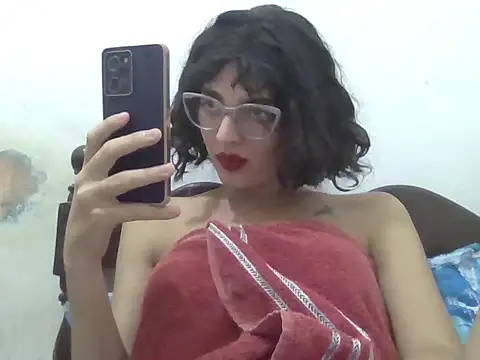 Snapshot of Xoeni chatting on 28, 5, 2026 Xoeni online show from 28, 5, 2026