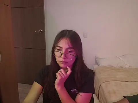 Snapshot of abbyyandmaxx chatting on 10, 5, 2026 abbyyandmaxx online show from 10, 5, 2026