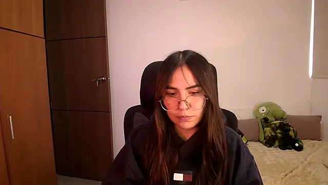 Snapshot of abbyyandmaxx chatting on 9, 7, 2026 abbyyandmaxx online show from 9, 7, 2026