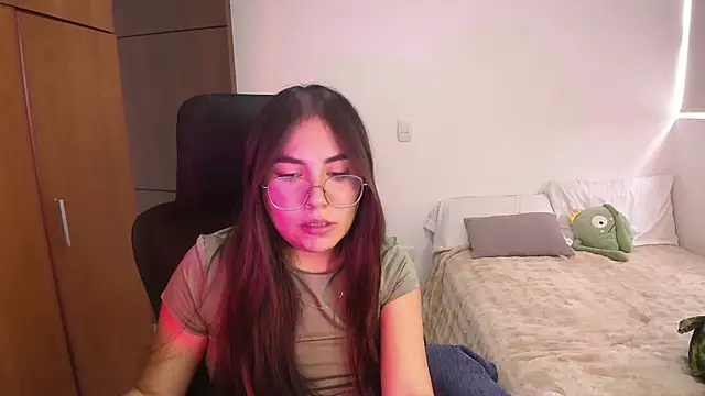 Snapshot of abbyyandmaxx chatting on 31, 7, 2026 abbyyandmaxx online show from 31, 7, 2026