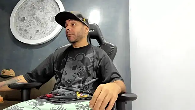 kevin collins76 online show from 1, 6, 2026