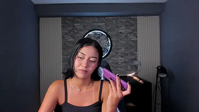 Snapshot of gemma_19_ chatting on 4, 7, 2026 gemma 19 online show from 4, 7, 2026