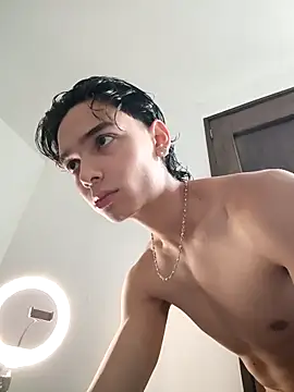 Jessy COL  online show from 29, 4, 2026