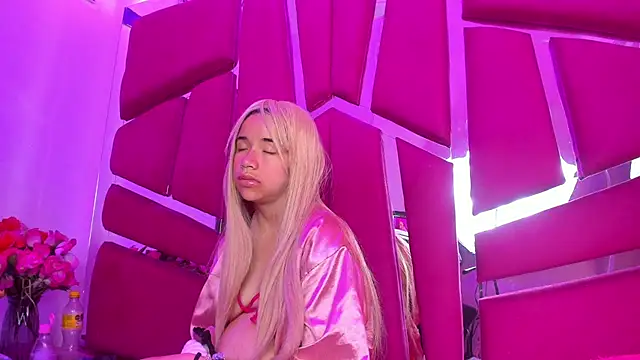ivyqueen28 online show from 2, 6, 2026