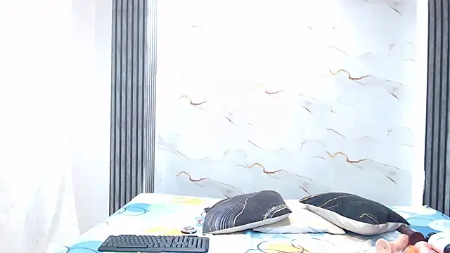 Liaa cams online show from 30, 5, 2026