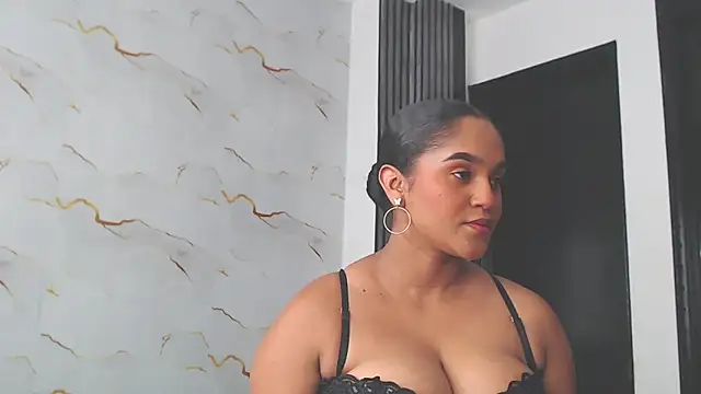 Liaa cams online show from 11, 6, 2026