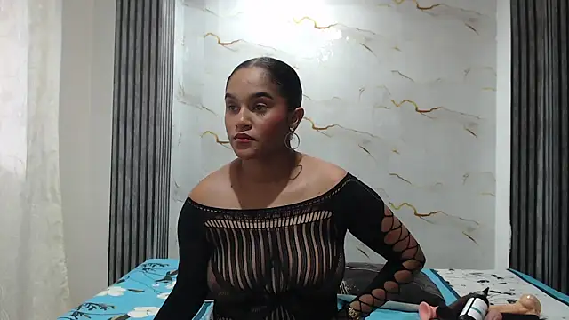 Liaa cams online show from 10, 6, 2026