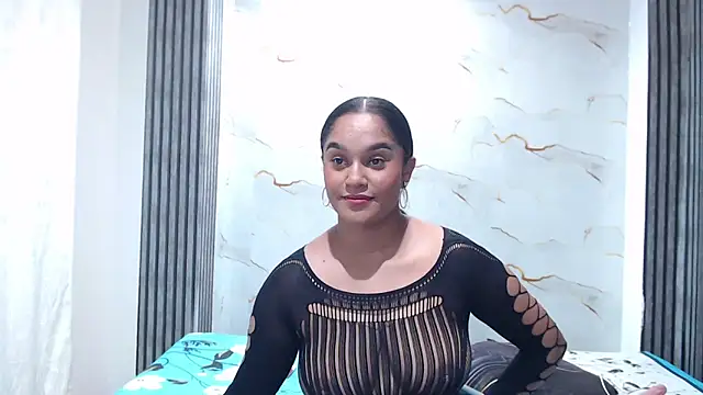 Liaa cams online show from 5, 6, 2026