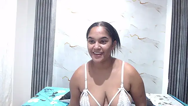 Liaa cams online show from 2, 6, 2026