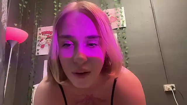 Snapshot of Miss_Amy00 chatting on 1, 7, 2026 Miss Amy00 online show from 1, 7, 2026