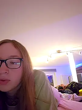 Freaky-Doll online show from 2, 6, 2026