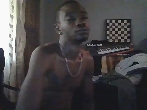 Snapshot of SowetoR500 chatting on 17, 5, 2026 SowetoR500 online show from 17, 5, 2026