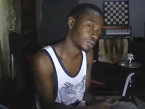 Snapshot of SowetoR500 chatting on 5, 6, 2026 SowetoR500 online show from 5, 6, 2026
