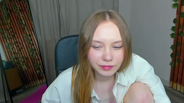 FloraLarsson online show from 27, 5, 2026