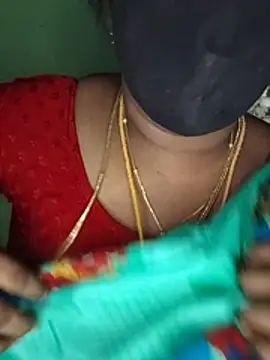 Snapshot of tamil_butterfly chatting on 17, 7, 2026 tamil butterfly online show from 17, 7, 2026