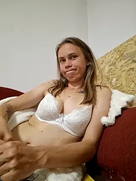 Lisahoppii online show from 4, 6, 2026