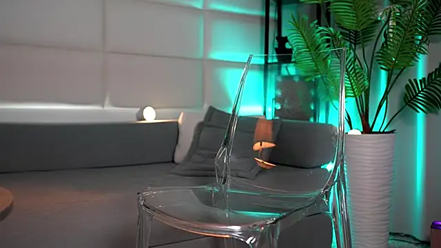 Juliadragon online show from 30, 10, 2025