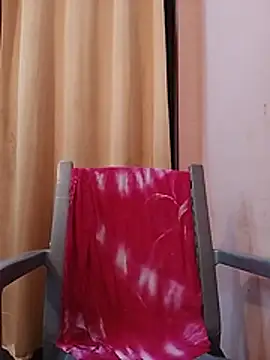 Snapshot of sexy_dimple_bhabi chatting on 9, 8, 2026 sexy dimple bhabi online show from 9, 8, 2026